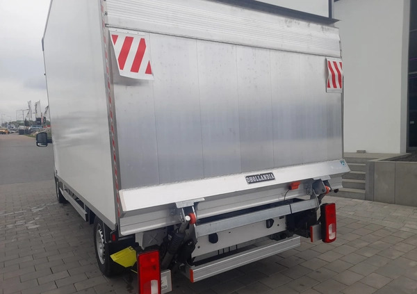 Volkswagen Crafter cena 268999 przebieg: 10, rok produkcji 2024 z Raciąż małe 106